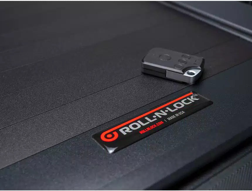 ROLL-N-LOCK E-SERIES TONNEAU COVER