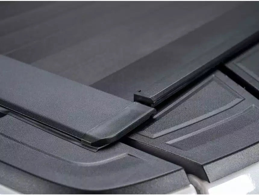 ROLL-N-LOCK E-SERIES TONNEAU COVER