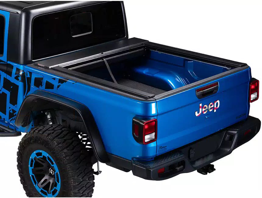 ROLL-N-LOCK M-SERIES XT TONNEAU COVER